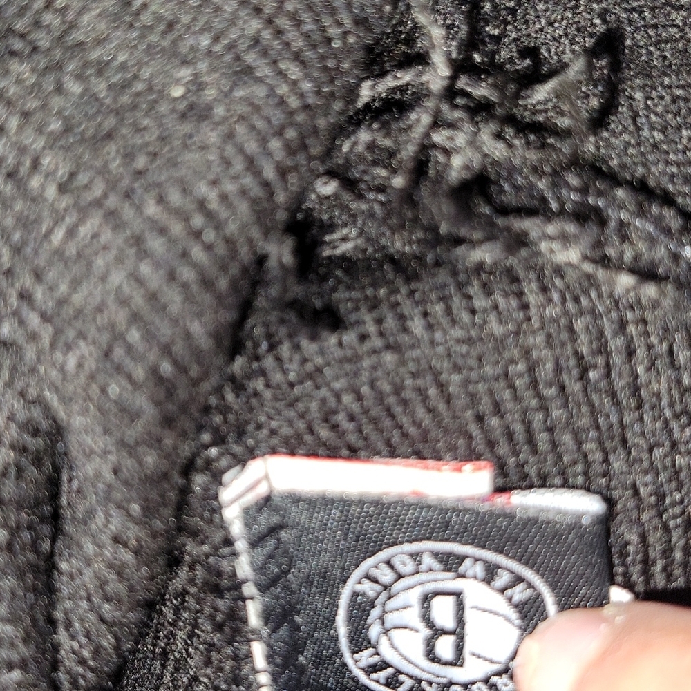 Mens NY NETS beanie - Picture 5 of 7